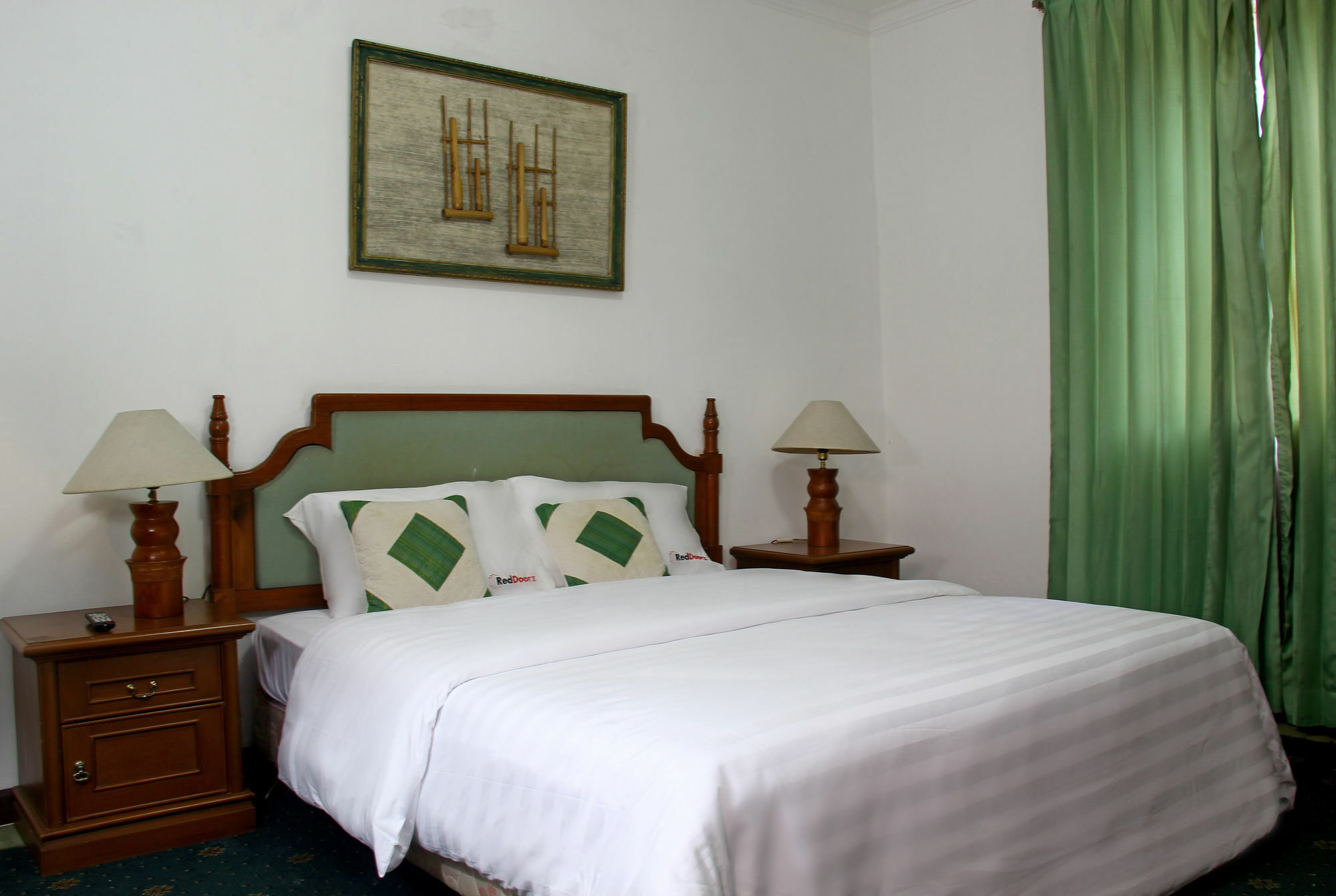 Hotel O Bandung Near Stadion Siliwangi Formerly The Ethnic Hotel Bandung Exterior photo
